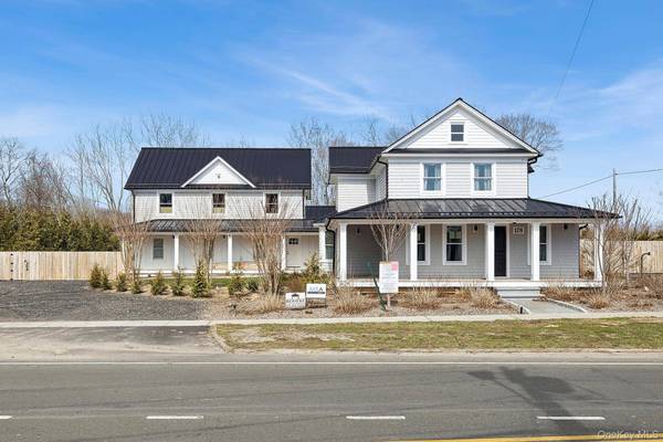 Casa com 7 Quartos à Venda em Riverhead - Nova Iorque - EUA