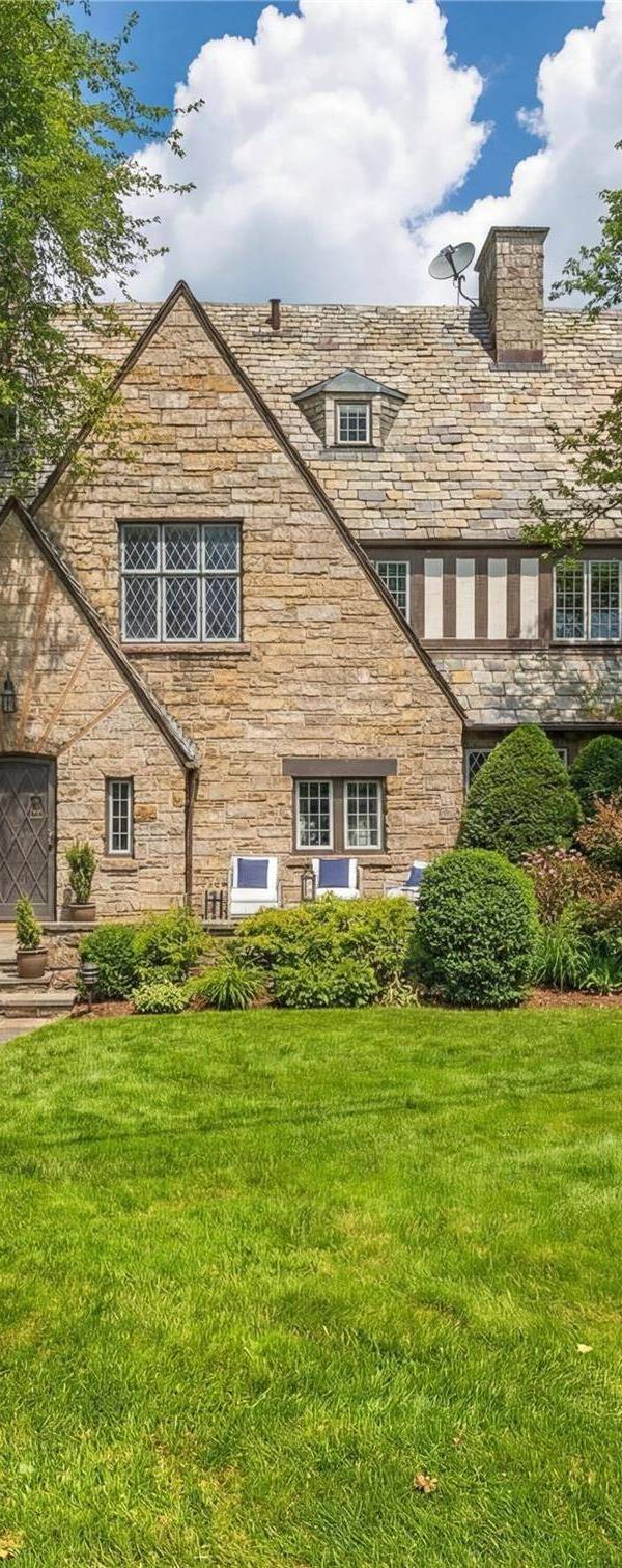 Casa com 8 Quartos à Venda em Bronxville - Nova Iorque - EUA