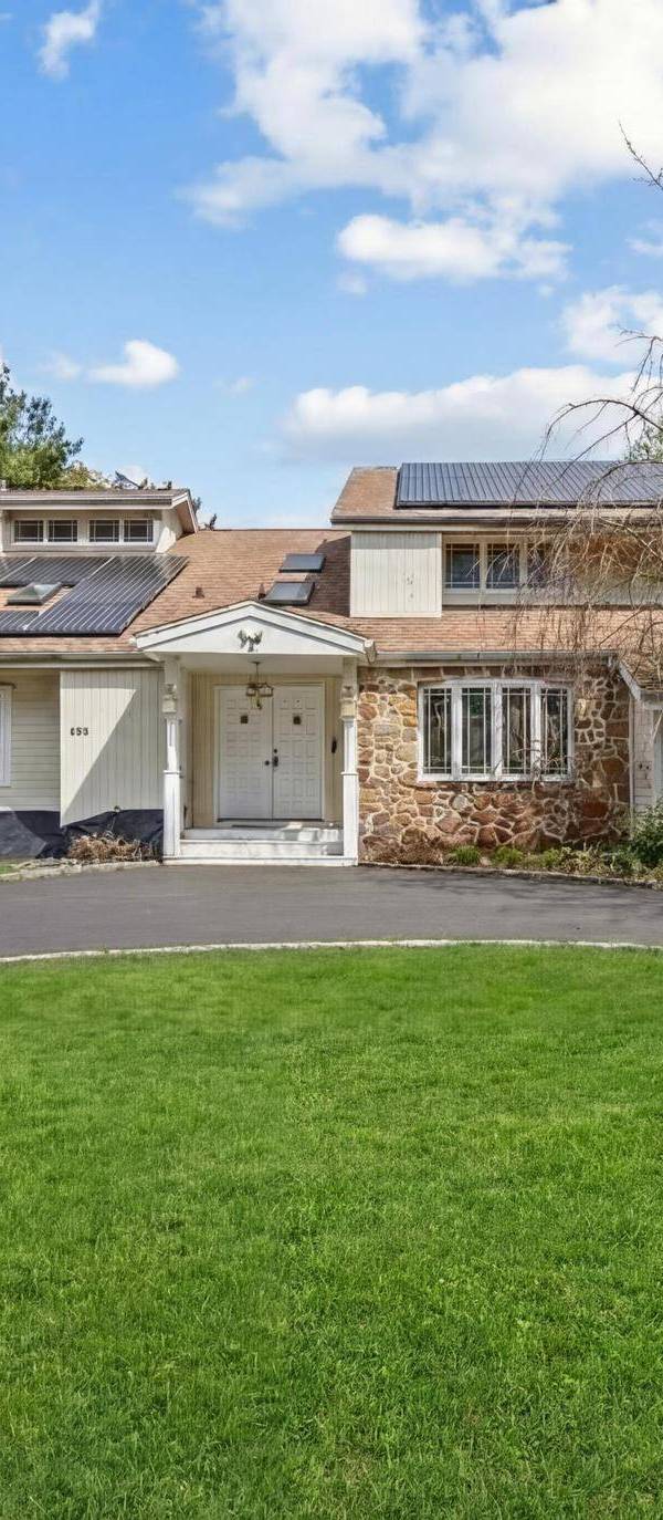Casa de 8 Dormitorios en Venta en Dix Hills - Nueva York - EE. UU.