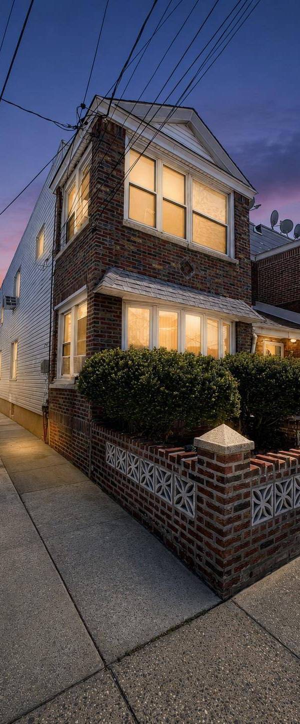 Maison de 9 chambres à vendre à Ozone Park - New York - USA