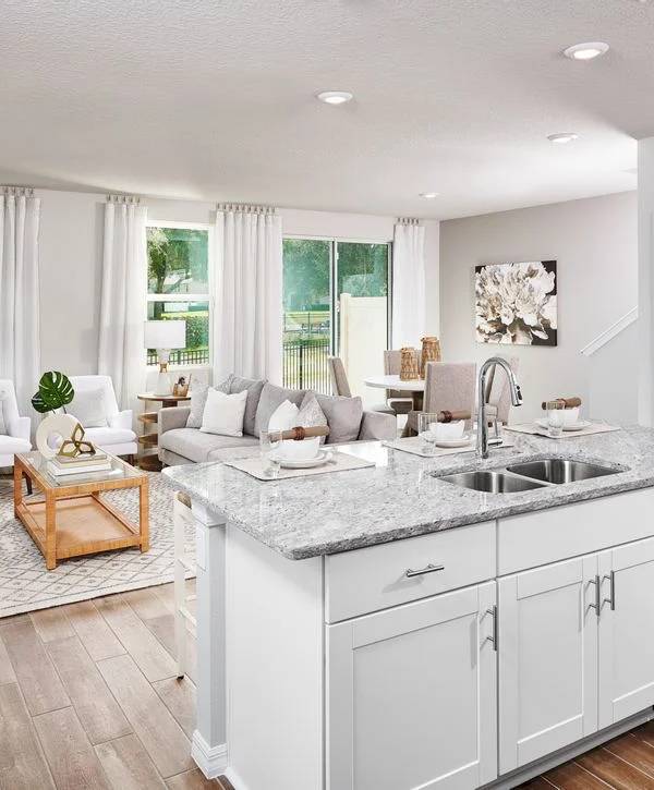 Casa de 3 Dormitorios en Venta en Davenport – Florida – FL