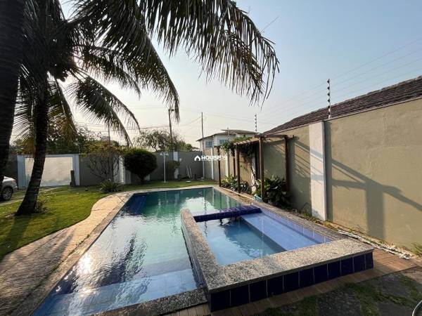 Casa de 4 Quartos à Venda em Nova Guarapari - Guarapari - Espírito Santo - Brasil