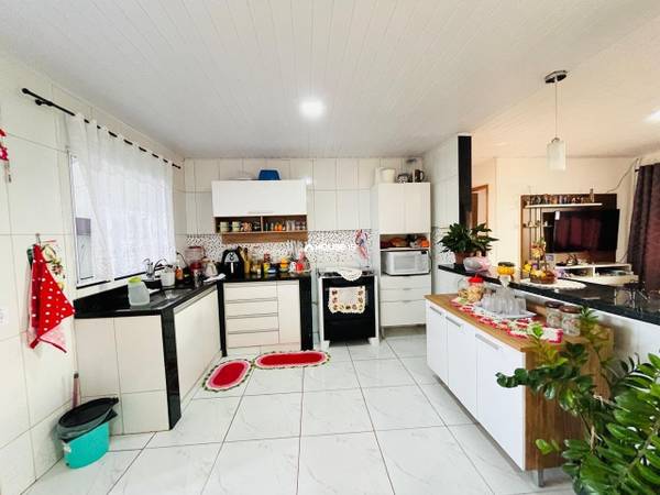 Casa de 4 Quartos à Venda em Nova Guarapari - Guarapari - Espírito Santo - Brasil