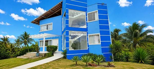 Casa de 8 Quartos à Venda em Lameirão - Guarapari - Espírito Santo - Brasil