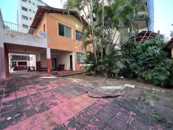 Casa de 8 Quartos à Venda na Praia do Morro - Guarapari - Espírito Santo - Brasil