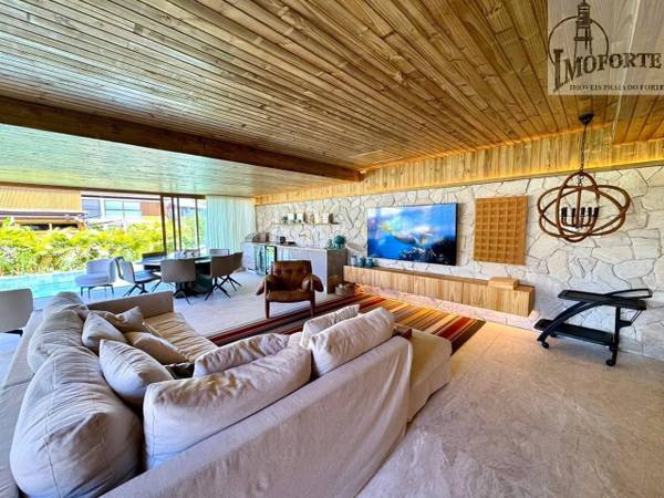Casa em Condomínio com 4 Suítes à Venda em Praia do Forte – Mata de São João – Bahia – Brasil