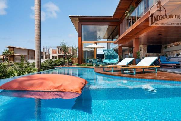 Casa em Condomínio com 5 Suítes à Venda em Praia do Forte – Mata de São João – Bahia – Brasil