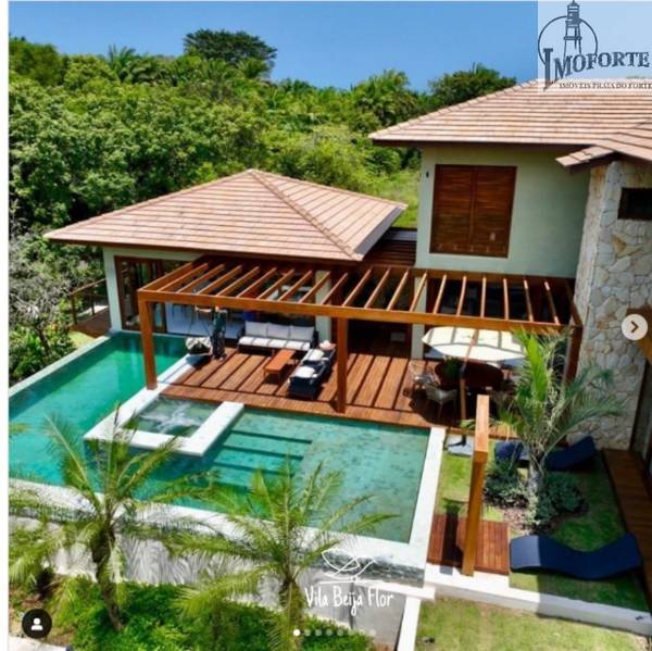 Casa em Condomínio com 5 Suítes à Venda em Praia do Forte – Mata de São João – Bahia – Brasil
