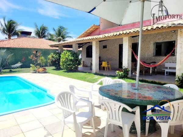 Casa em Condomínio de 4 Quartos à Venda em Itacimirim – Camaçari – BA