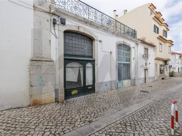 Loja à Venda em Cascais - Lisboa - Portugal