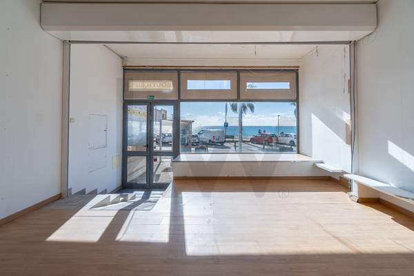 Local Comercial en Venta en Quarteira - Algarve - Portugal