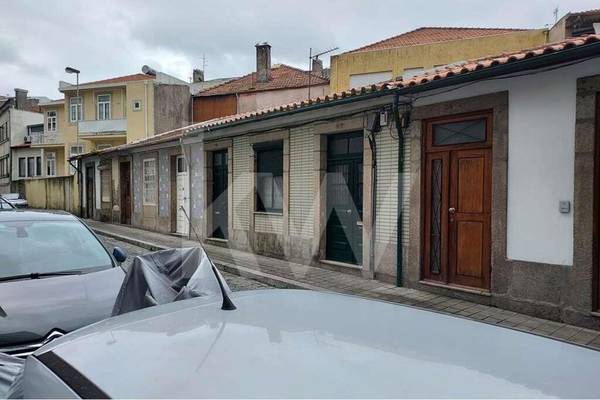 Maison T2 à Vendre à Porto, Portugal