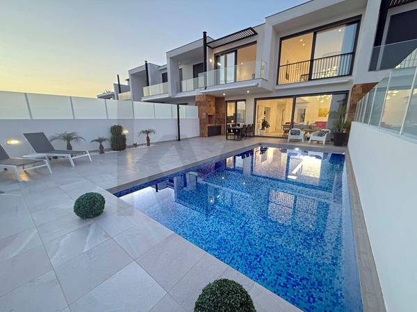 Moradia T3 à Venda em Albufeira - Algarve - Portugal