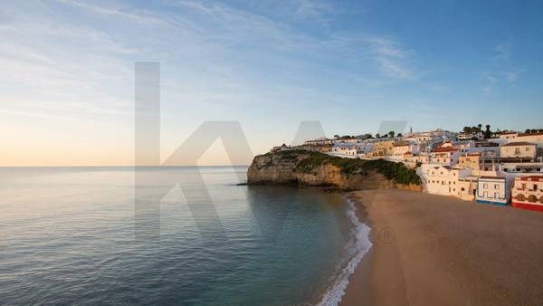 Moradia T3 à Venda em Carvoeiro - Algarve - Portugal