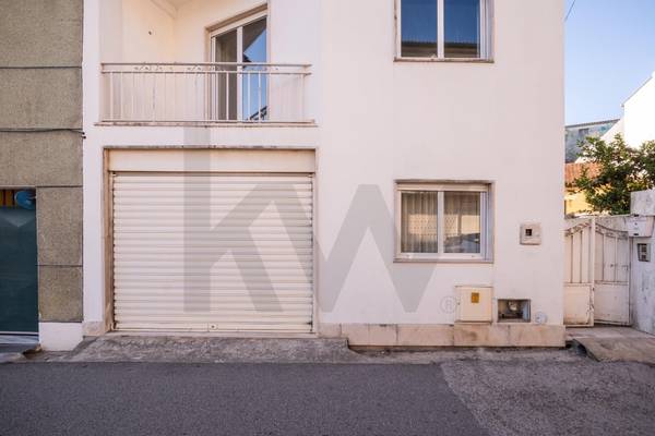 Moradia T3 à Venda em Coimbra - Coimbra - Portugal