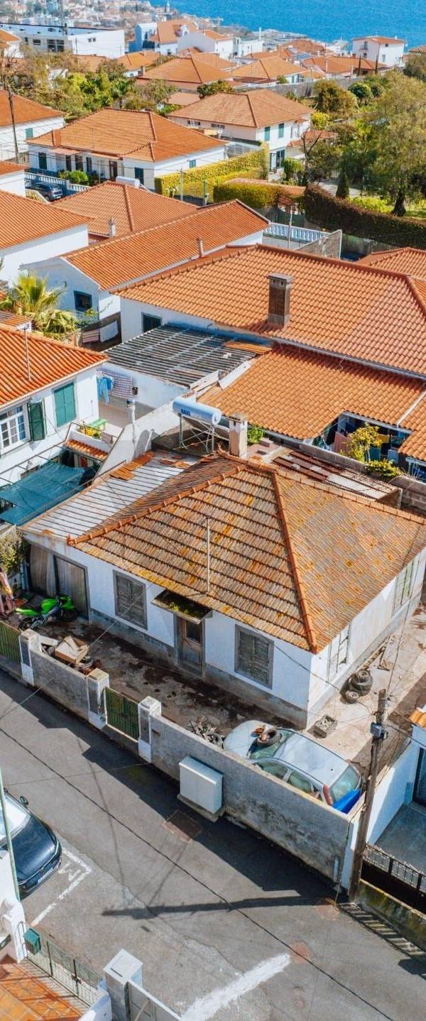 Moradia T3 à Venda em Funchal - Ilha Da Madeira - Portugal