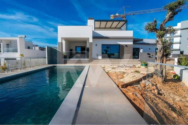 Moradia T3 na Planta à Venda em Loulé - Algarve - Portugal