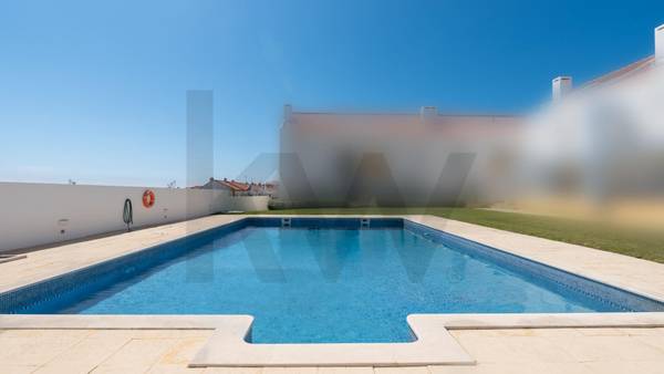 Moradia T3 à Venda em Lourinhã - Lisboa - Portugal