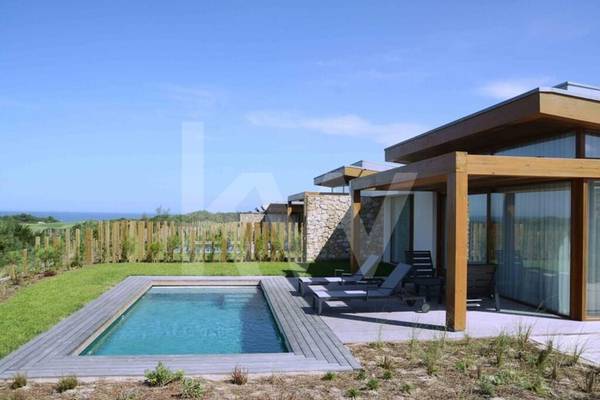 Off-Plan 3 Bedroom House for Sale in Vau - Leiria - Portugal