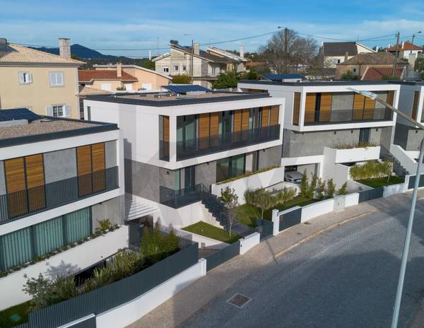 Moradia T4 à Venda em Cascais - Lisboa - Portugal