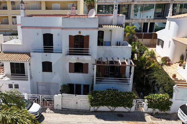 Moradia T4 à Venda em Vilamoura - Algarve - Portugal