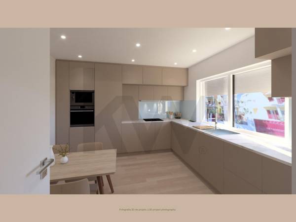 Moradia T4 na Planta à Venda em Cascais - Lisboa - Portugal