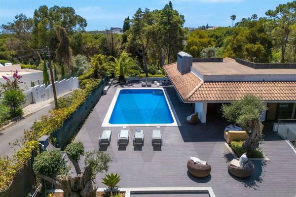 Moradia T5+ à Venda em Albufeira - Algarve - Portugal