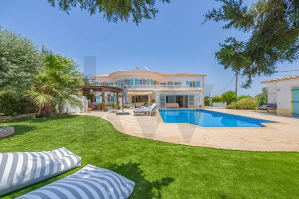 Moradia T5+ à Venda em Albufeira - Algarve - Portugal