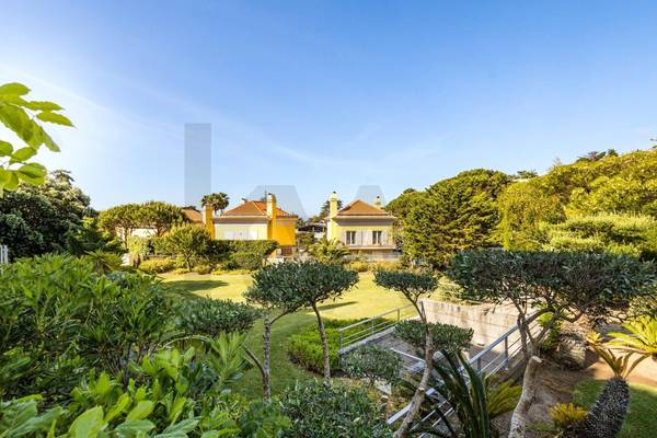 Moradia T5+ à Venda em Cascais - Lisboa - Portugal