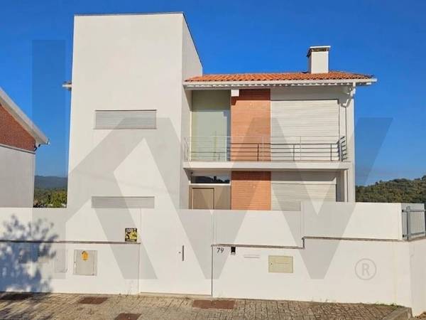 Moradia T5+ à Venda em Coimbra - Coimbra - Portugal