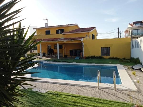 Maison 5 Chambres à Vendre à Ericeira - Lisbonne - Portugal