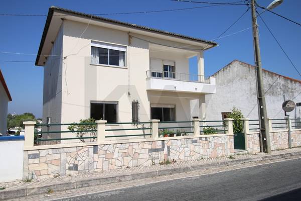 Moradia T5+ à Venda em Montijo - Setúbal - Portugal