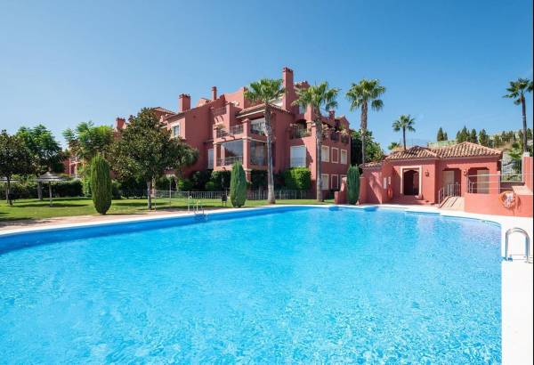 3-Bedroom Penthouse for Sale in Benahavís, Costa del Sol