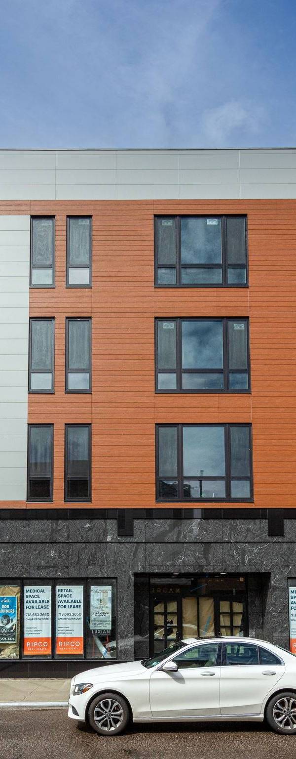 Edificio en Venta en Bayside - Nueva York - EE. UU.