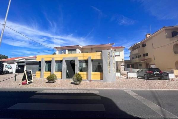Prédio à Venda em Cascais - Lisboa - Portugal