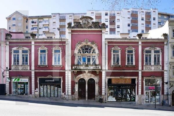Prédio à Venda em Coimbra - Coimbra - Portugal