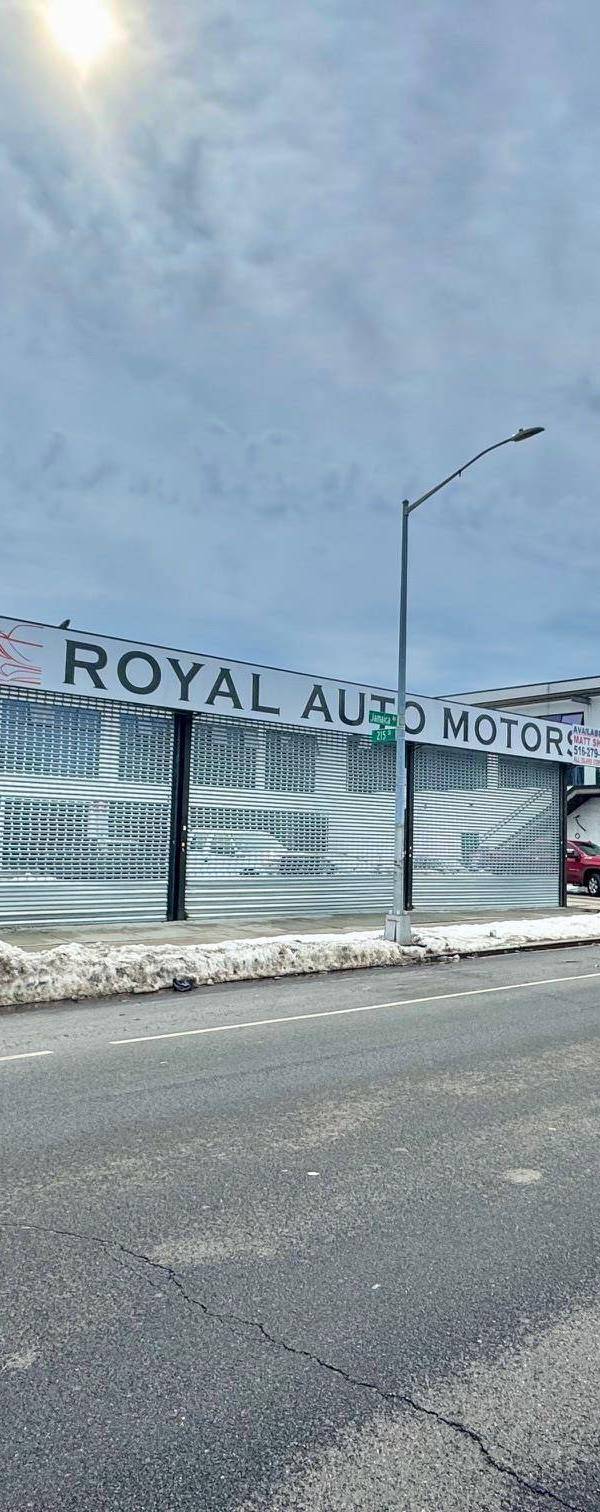 Prédio à Venda em Queens Village - Nova Iorque - EUA