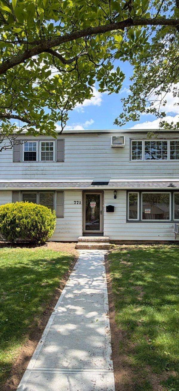 Immeuble à Vendre à West Hempstead - New York - USA