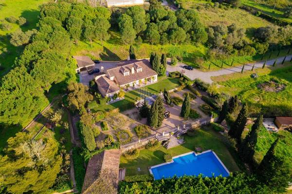 Quinta T4 à Venda em Setúbal - Portugal
