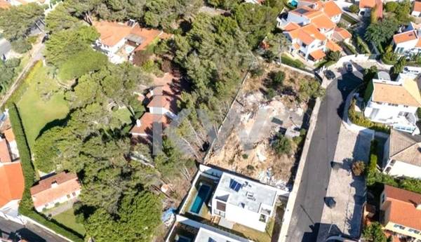 Terreno à Venda em Alcabideche - Lisboa - Portugal