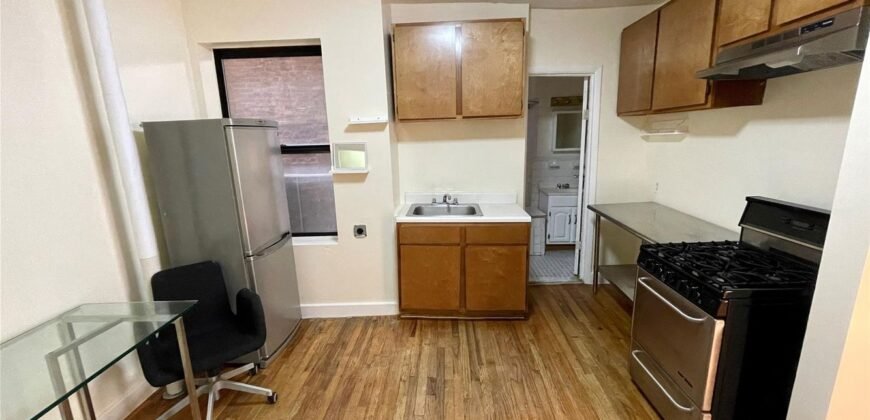 24 Cooper Street, Unit 1D, Inwood, Manhattan