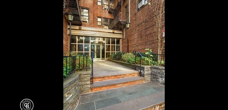 50-54 East 8th Street, Unit 6D  50-54 E 8th St, Greenwich Village, Manhattan, NY 10003