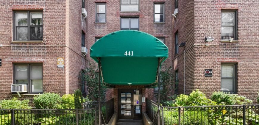 441 Convent Avenue, Unit 3M, Hamilton Heights, Manhattan, NY 10031