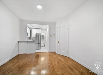 521 East 81st Street, Unit 2D, Manhattan, NY