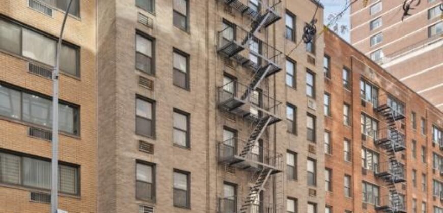 314 West 56th Street, Unit 1C, Hell’s Kitchen, Manhattan, NY 10019