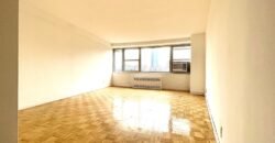 215 Park Row, Unit 10F, Civic Center, Manhattan, NY 10038